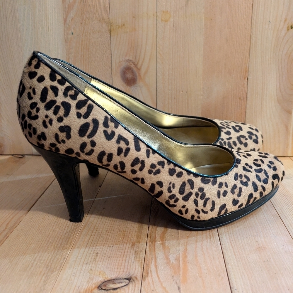 Anne Klein Brown and Black Heels with Leopard Print Size 6 M - Picture 5 of 9